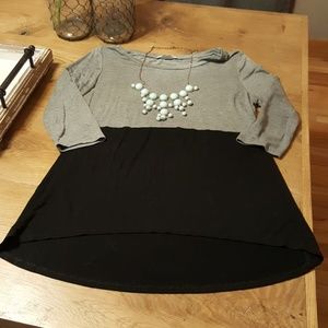 Two-toned 3/4 length shirt